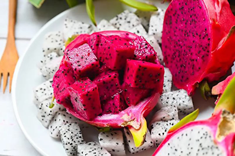 can dogs eat dragon fruit
